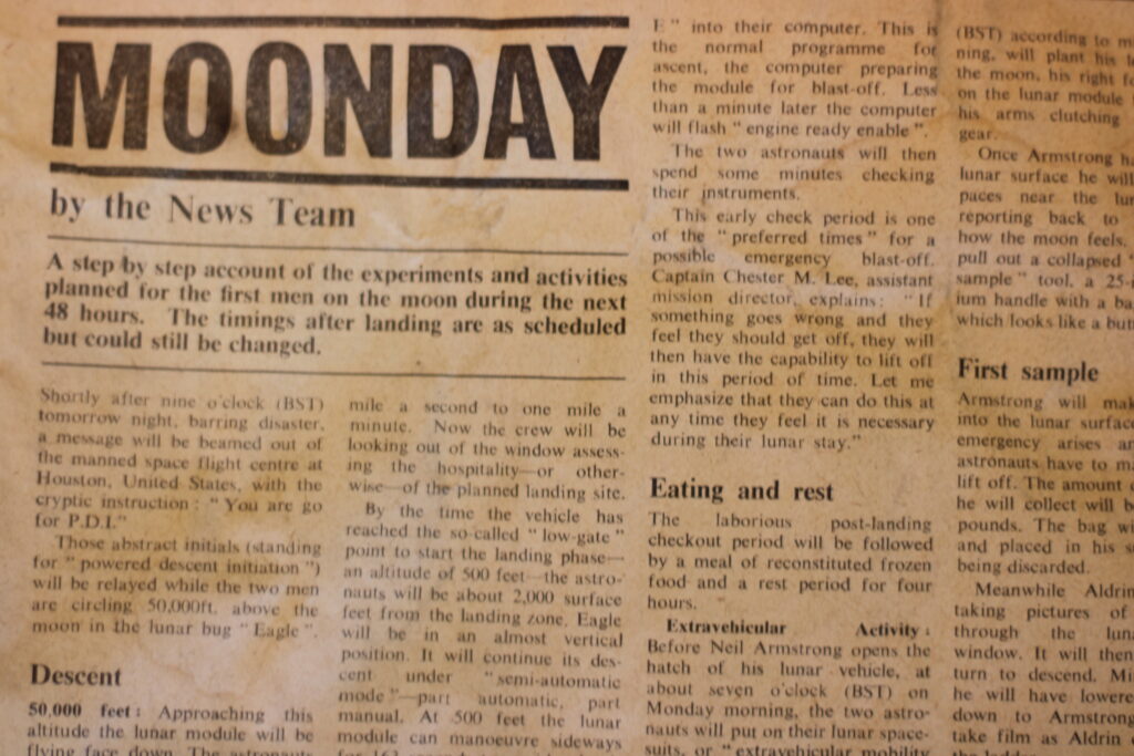 Newspaper copy documenting the Moon landing operations